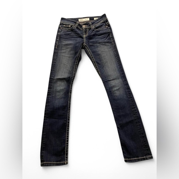 BKE - Picture 1 of 5